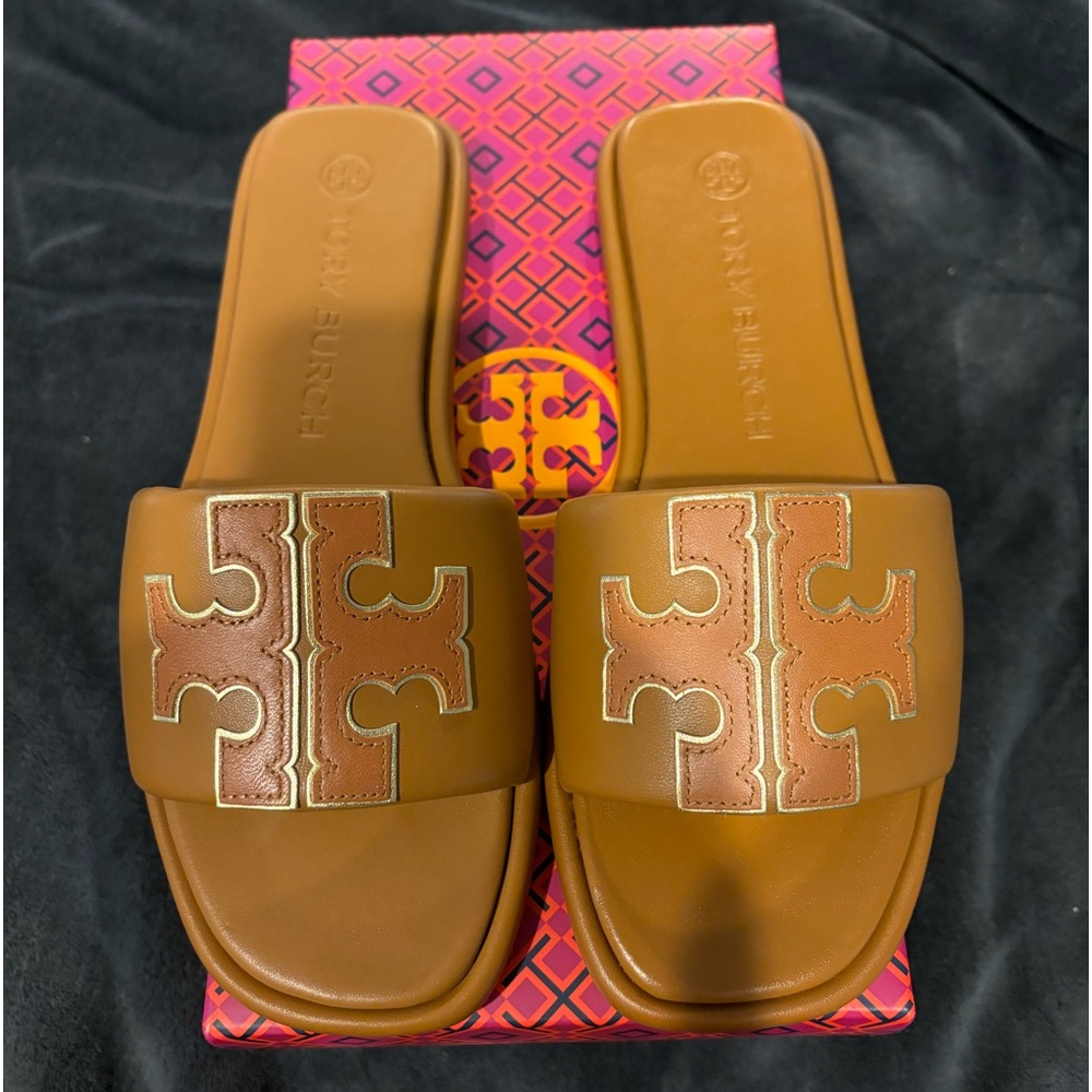 NWT TB Double T Sportslide napa leather/calf. Color Aged Camello/Gold